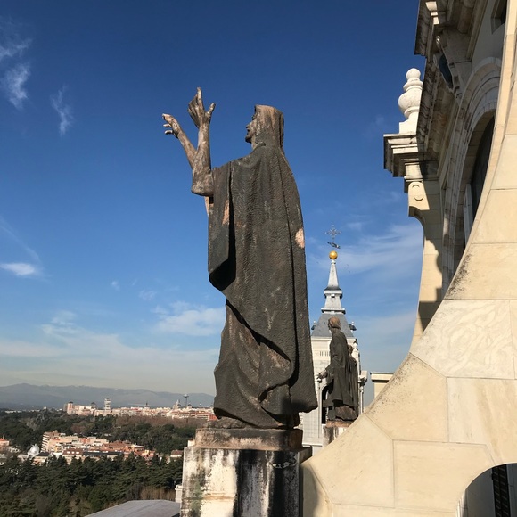 Meet your Posher, Beatrice - Picture 4 of 13